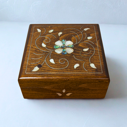 Handcrafted Damascene Luxury Box – Mother of Pearl & Velvet Elegance