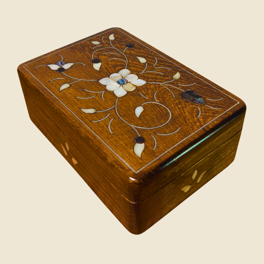 Handcrafted Damascene Luxury Box – Mother of Pearl & Velvet Elegance