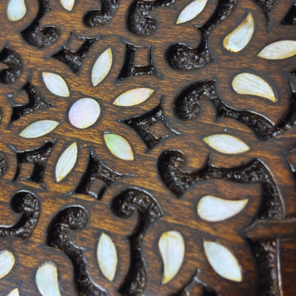 Handcrafted Luxury Carved Box – Mother of Pearl & Velvet Elegance
